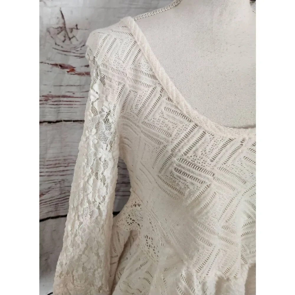 Free People Cream Lace‎ Peplum Open Back Top Size Medium